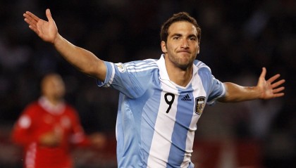 开云体育APP下载-当利拉德时间吞噬骑士主场，一场抢七背后的篮球宇宙法则