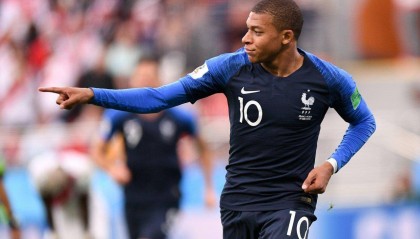 开云平台-法国队逆转中国队，黄鸭组合统治全场