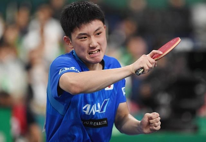 日本队完胜英格兰队,张本智和惊艳四座 日本队完胜英格兰队,张本智和惊艳四座