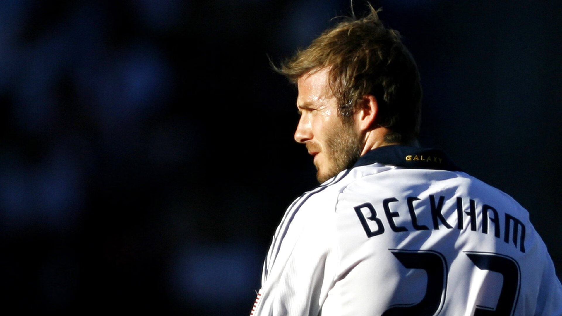 维尼修斯,绿茵场上的节奏大师与日本非洲的足球鏖战