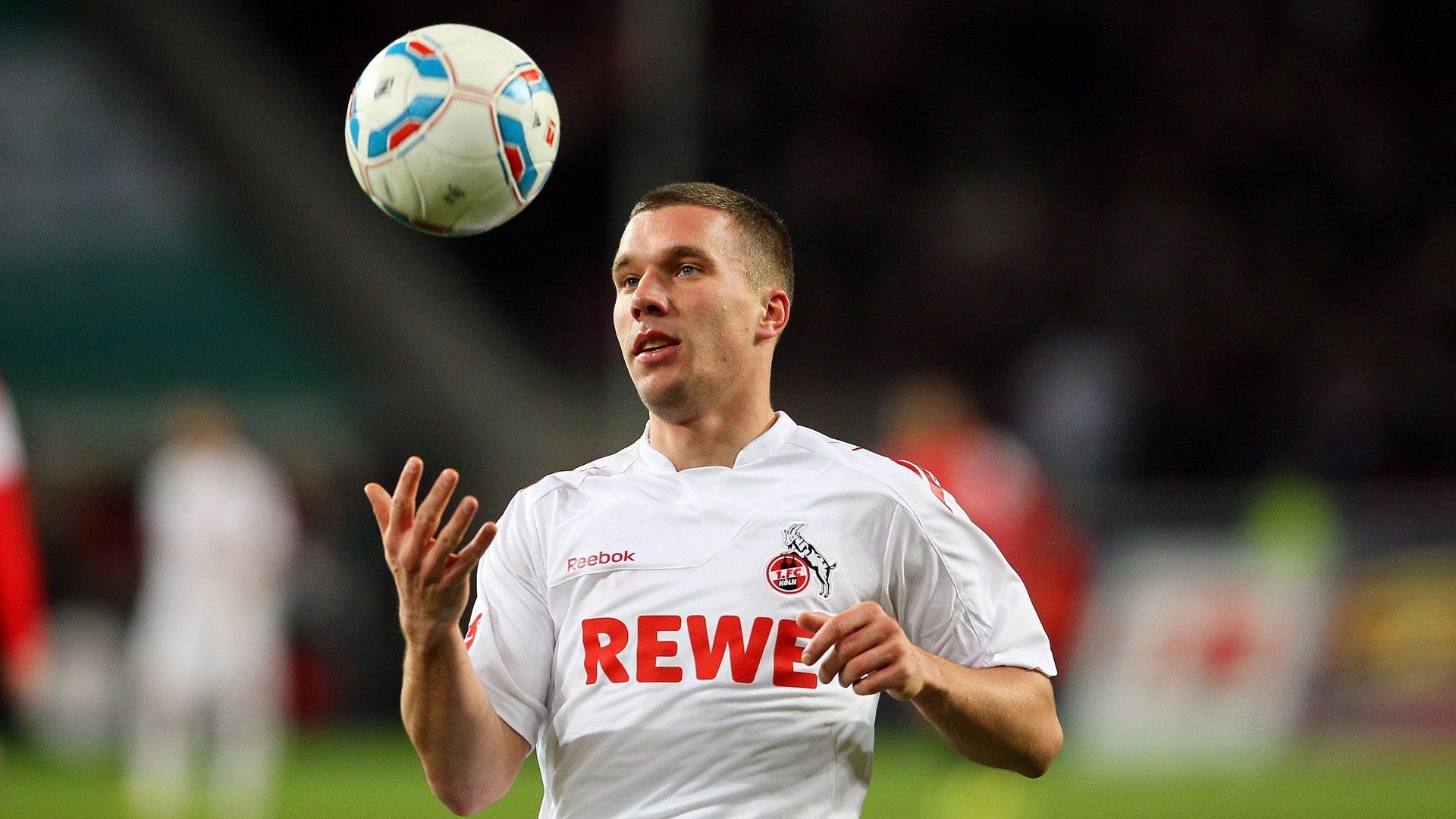 塞内加尔对阵伊朗，布雷默用一记头球，撞开了西方足球的傲慢之门